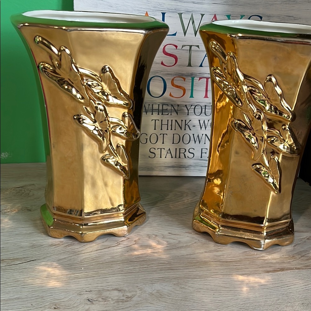 Elegant Gold Hexagonal Vases with Floral Accents